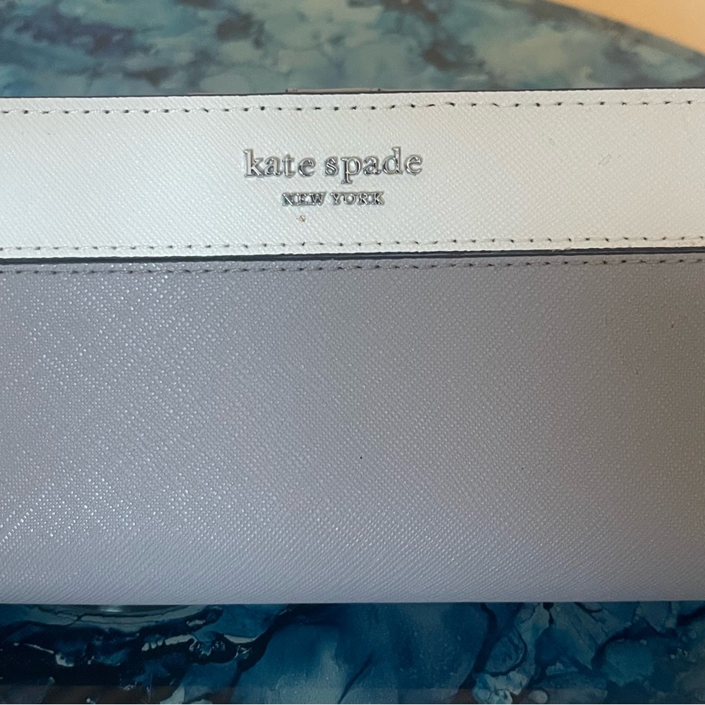 Kate Spade Gray and White Saffiano Leather Wallet